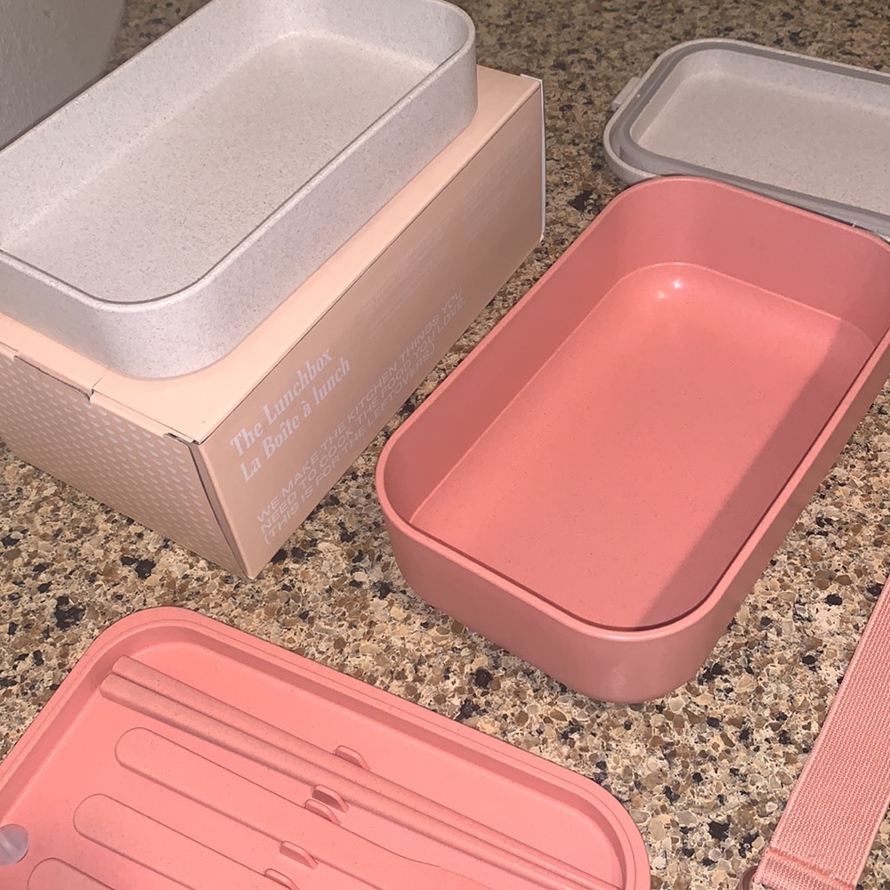 OUR PLACE LUNCHBOX - Picture 4 of 4